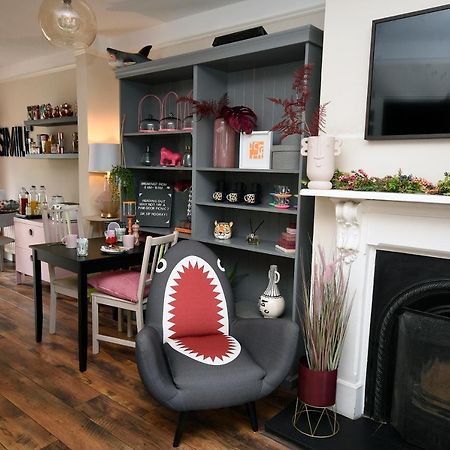Bed and Breakfast The Pink Door Westport Exteriér fotografie