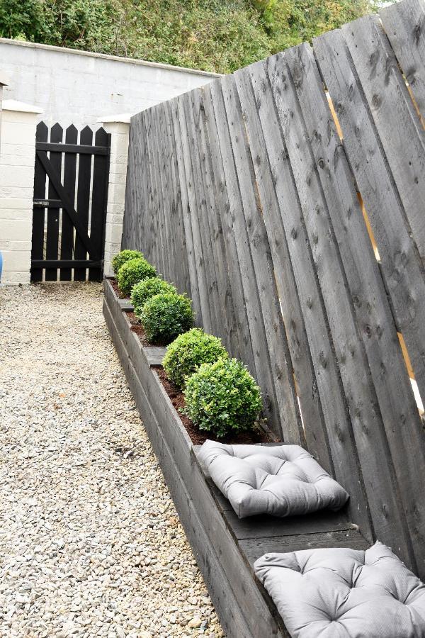 Bed and Breakfast The Pink Door Westport Exteriér fotografie